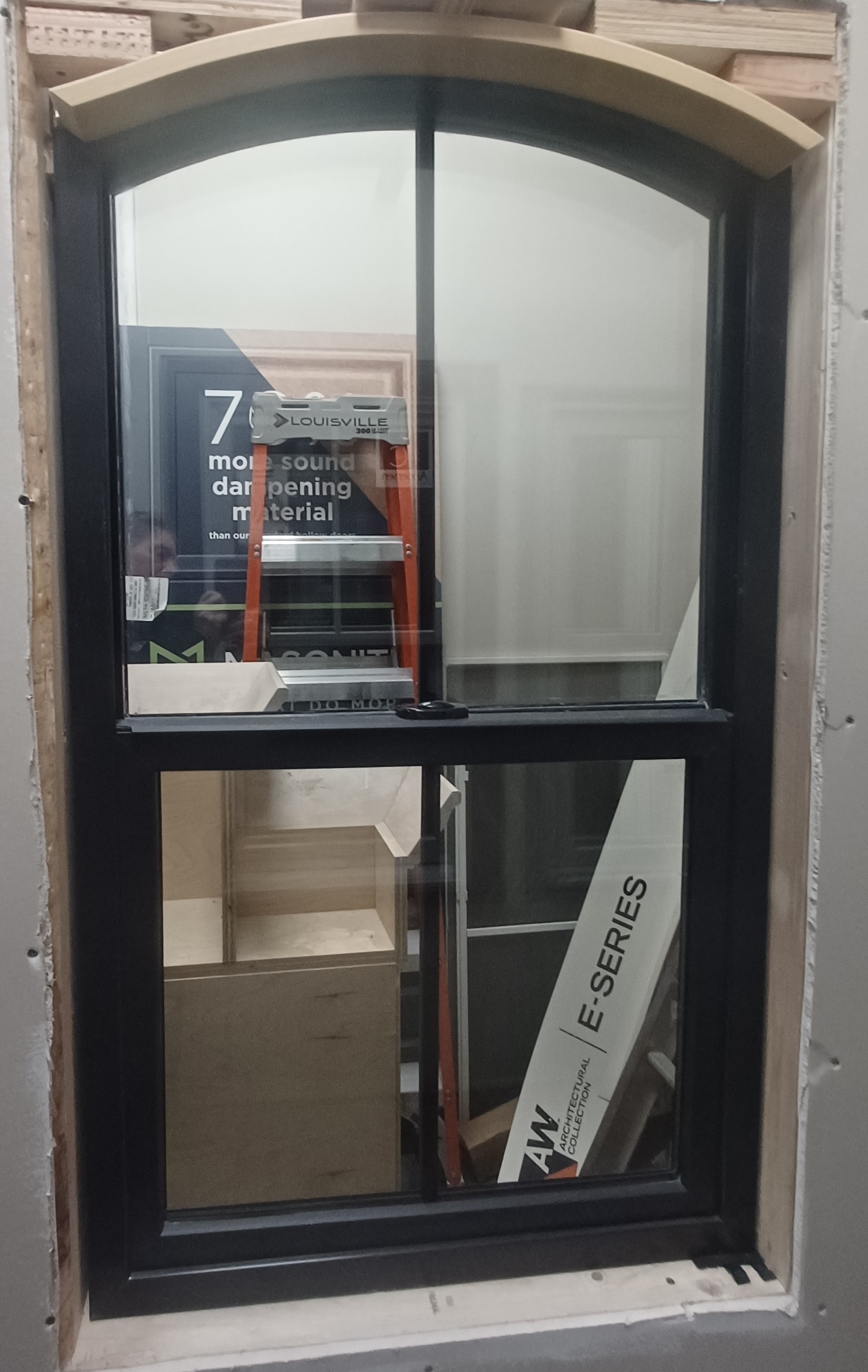 Single Hung Archtop Window